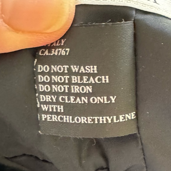 Prada Embroidered Stitch Logo Black Bucket Hat - Picture 5 of 11